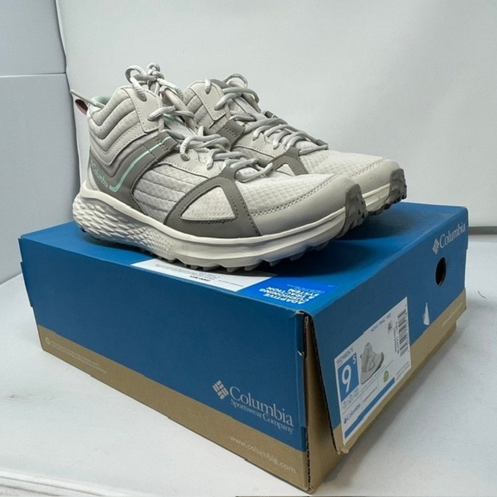 Columbia Novo Trail Mid Womens 9.5 Grey Green Hiking Shoes BL6931-083